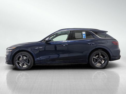 Used 2026 Genesis GV70 2.5T Sport Prestige AWD/4WD image 3