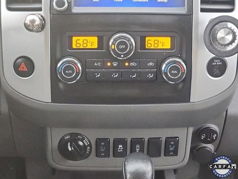 Used 2020 Nissan Frontier SV w/ Midnight Edition Floor Mats image 17