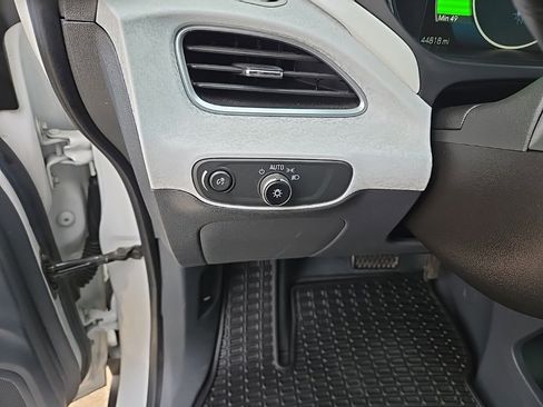 Used 2019 Chevrolet Bolt LT image 11