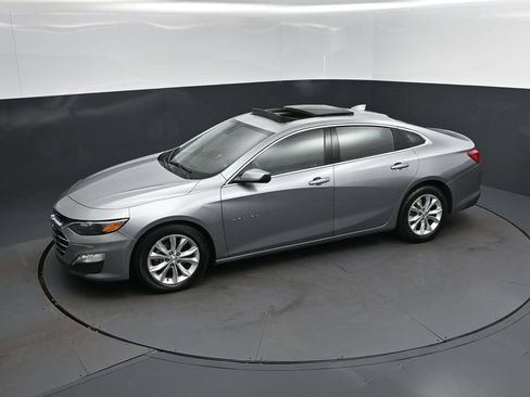 Used 2024 Chevrolet Malibu LT FWD image 31