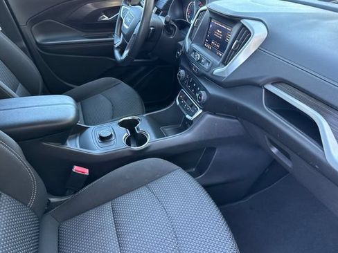 Used 2024 GMC Terrain SLE AWD/4WD image 19