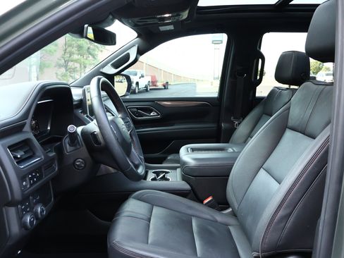 Used 2023 Chevrolet Tahoe RST w/ Luxury Package AWD/4WD image 11