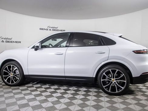 Used 2023 Porsche Cayenne Coupe AWD/4WD image 11