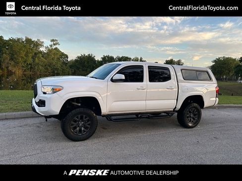 Used 2023 Toyota Tacoma SR AWD/4WD image 1