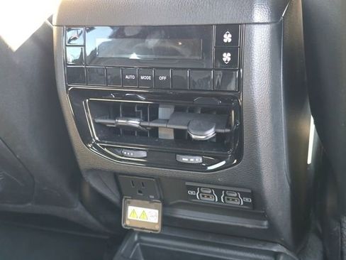Used 2023 Jeep Grand Cherokee L Laredo AWD/4WD image 36
