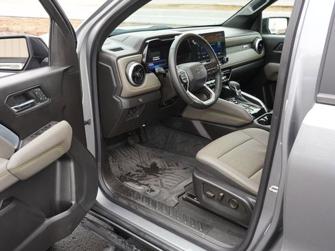 Used 2023 Chevrolet Colorado ZR2 w/ ZR2 Convenience Package III image 15