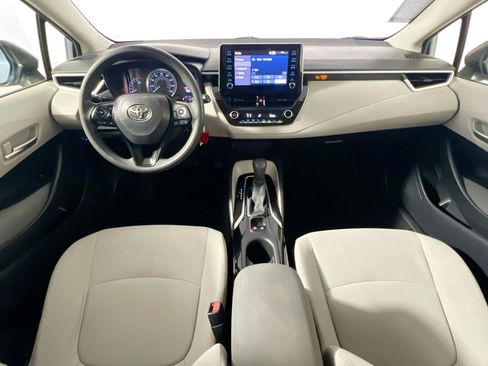 Used 2020 Toyota Corolla LE FWD image 28