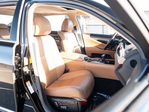 Used 2014 Lexus LS 460 L image 16