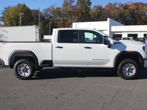 New 2025 GMC Sierra 2500 Pro w/ Convenience Package image 8