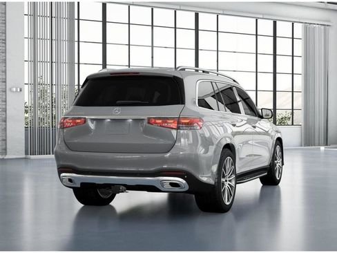 New 2026 Mercedes-Benz GLS 580 4MATIC image 23