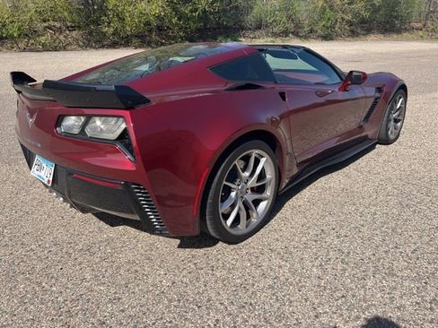 Used 2016 Chevrolet Corvette Z06 w/ 3LZ Preferred Equipment Group RWD image 8