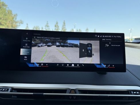 Used 2025 BMW iX xDrive50 image 29