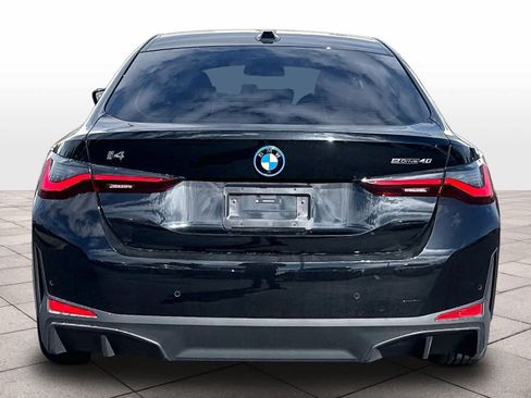 Used 2025 BMW i4 eDrive40 w/ Premium Package RWD image 8