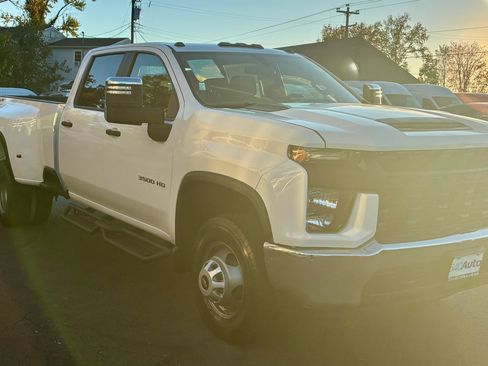 Used 2020 Chevrolet Silverado 3500 W/T w/ WT Fleet Convenience Package image 4
