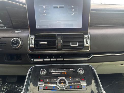 Used 2018 Lincoln Navigator L Black Label AWD/4WD image 24
