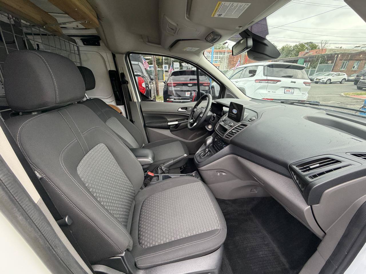 Used 2023 Ford Transit Connect XLT FWD image 21