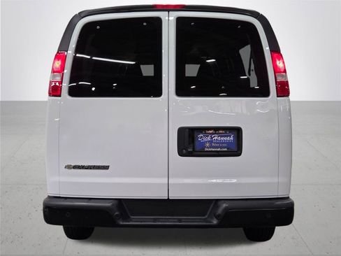 Used 2023 Chevrolet Express 3500 LS RWD image 11
