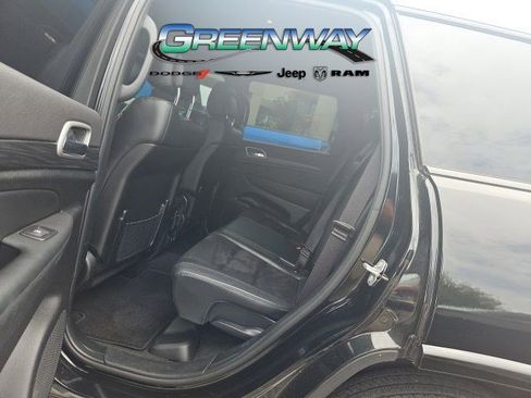 Used 2022 Jeep Grand Cherokee Laredo X RWD image 12