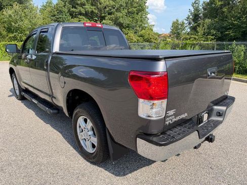 Used 2012 Toyota Tundra 4x4 Double Cab w/ SR5 Pkg image 5