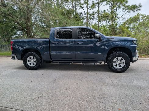 Used 2020 Chevrolet Silverado 1500 LT w/ All-Star Edition image 10