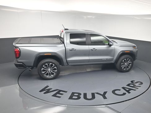 Used 2025 GMC Canyon Denali AWD/4WD image 24