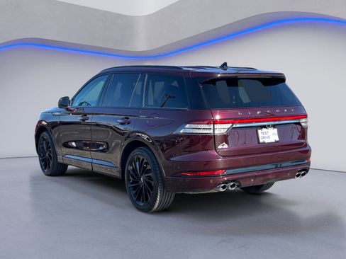 Used 2023 Lincoln Aviator Black Label w/ Jet Package image 11