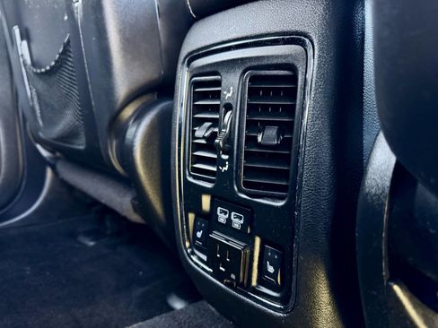 Used 2015 Jeep Grand Cherokee Limited AWD/4WD image 37