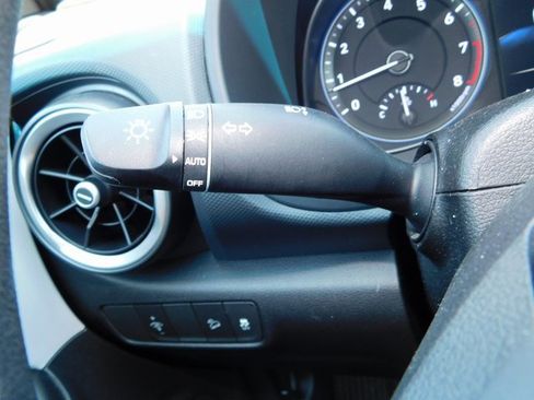 Used 2022 Hyundai Kona SEL image 27