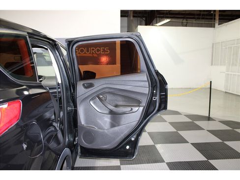 Used 2013 Ford Escape S image 21