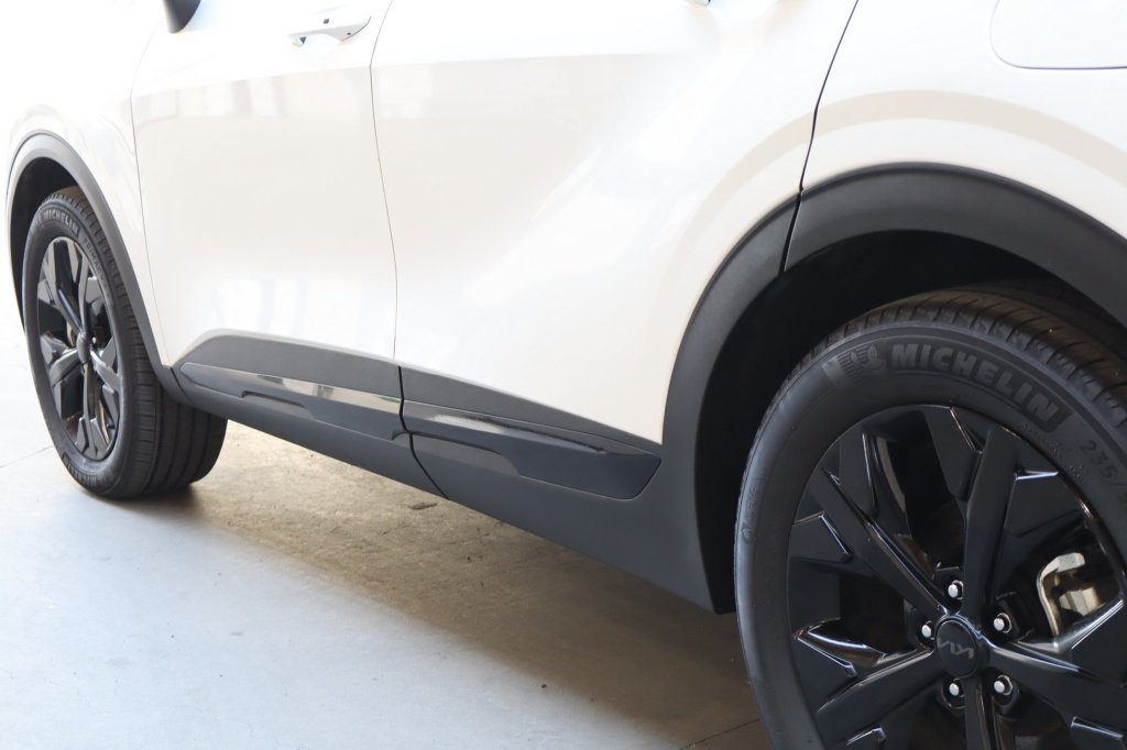 Used 2025 Kia Sportage X-Line Prestige AWD/4WD image 16