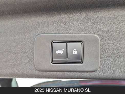 Certified 2025 Nissan Murano SL AWD/4WD image 26