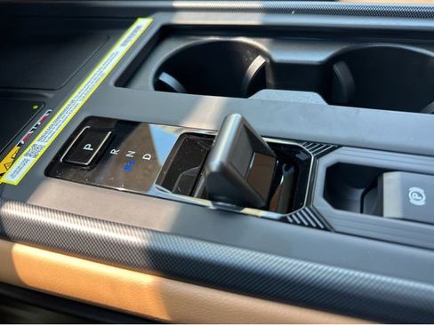 New 2026 Lexus ES 350e FWD image 32