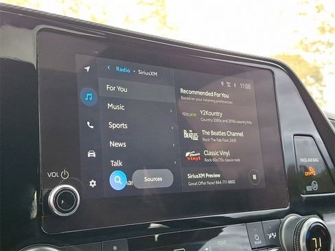 Used 2023 Toyota Highlander XSE image 19