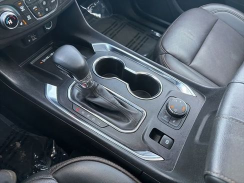 Used 2023 Chevrolet Traverse High Country w/ LPO, Floor Liner Package image 32