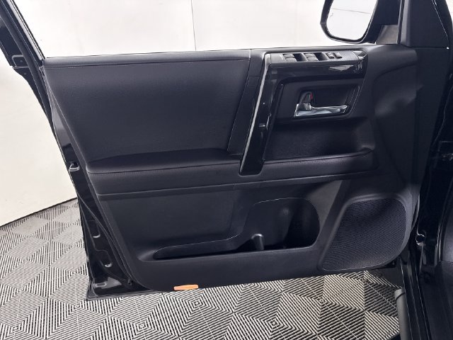 Certified 2023 Toyota 4Runner TRD Off-Road Premium w/ Off Road Premium Plus Package AWD/4WD image 29