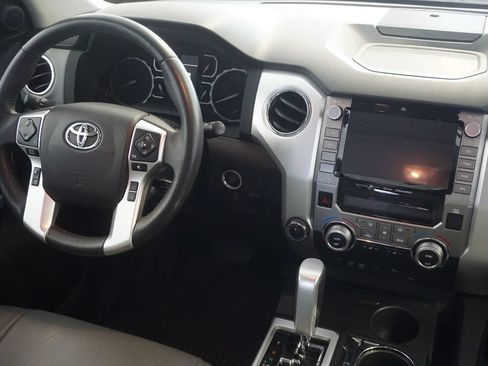 Used 2021 Toyota Tundra Limited w/ Limited Premium Package AWD/4WD image 30