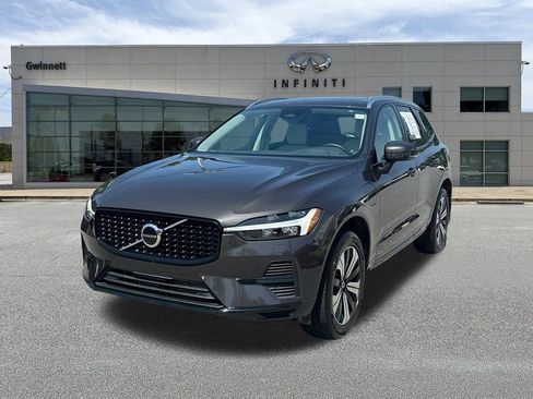 Used 2023 Volvo XC60 T8 Core AWD/4WD image 1