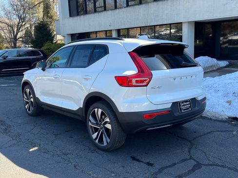 New 2026 Volvo XC40 B5 Ultra AWD/4WD image 4