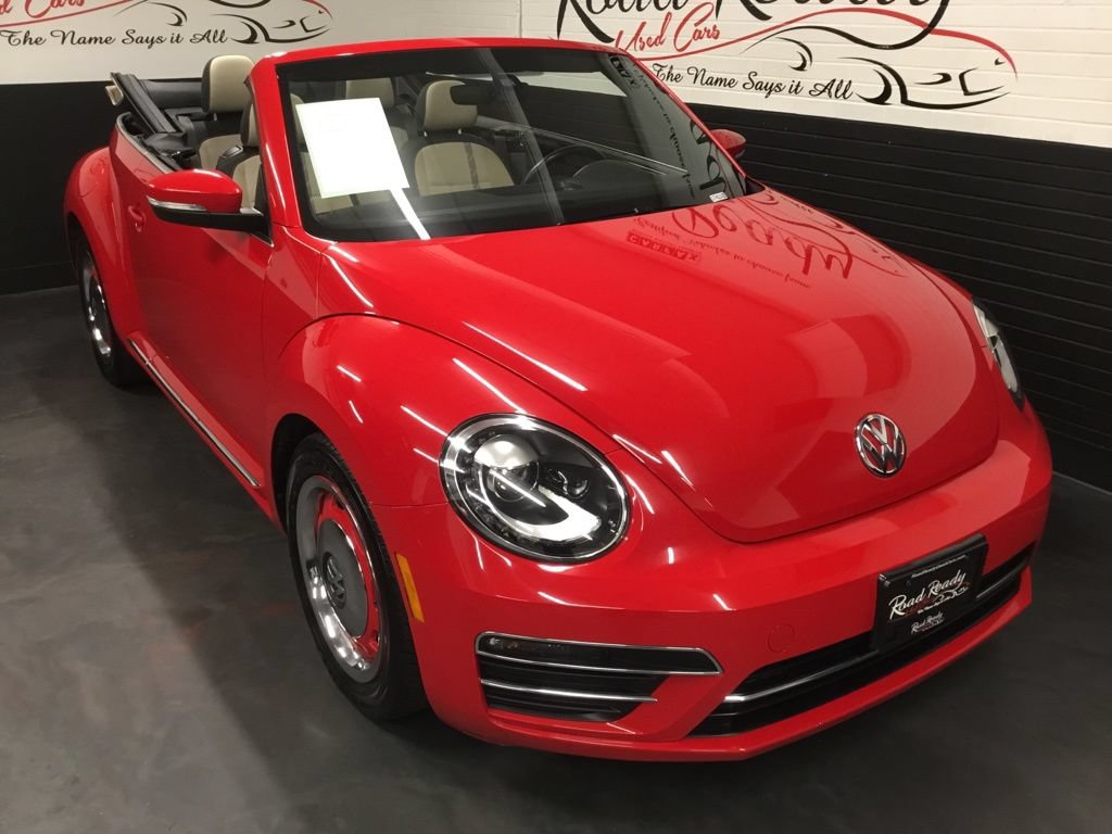 Used 2018 Volkswagen Beetle 2.0T Coast FWD image 2