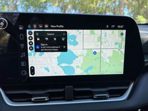 Used 2025 Chevrolet Equinox LT image 18