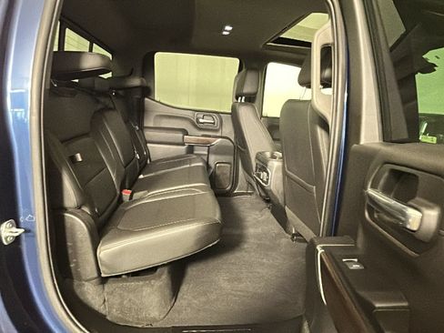 Used 2019 GMC Sierra 1500 SLT w/ SLT Premium Package AWD/4WD image 31