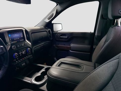 Used 2020 GMC Sierra 1500 Elevation w/ Elevation Value Package image 24