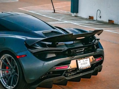 Used 2019 McLaren 720S Performance RWD image 14