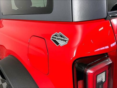 Used 2022 Ford Bronco Wildtrak image 22