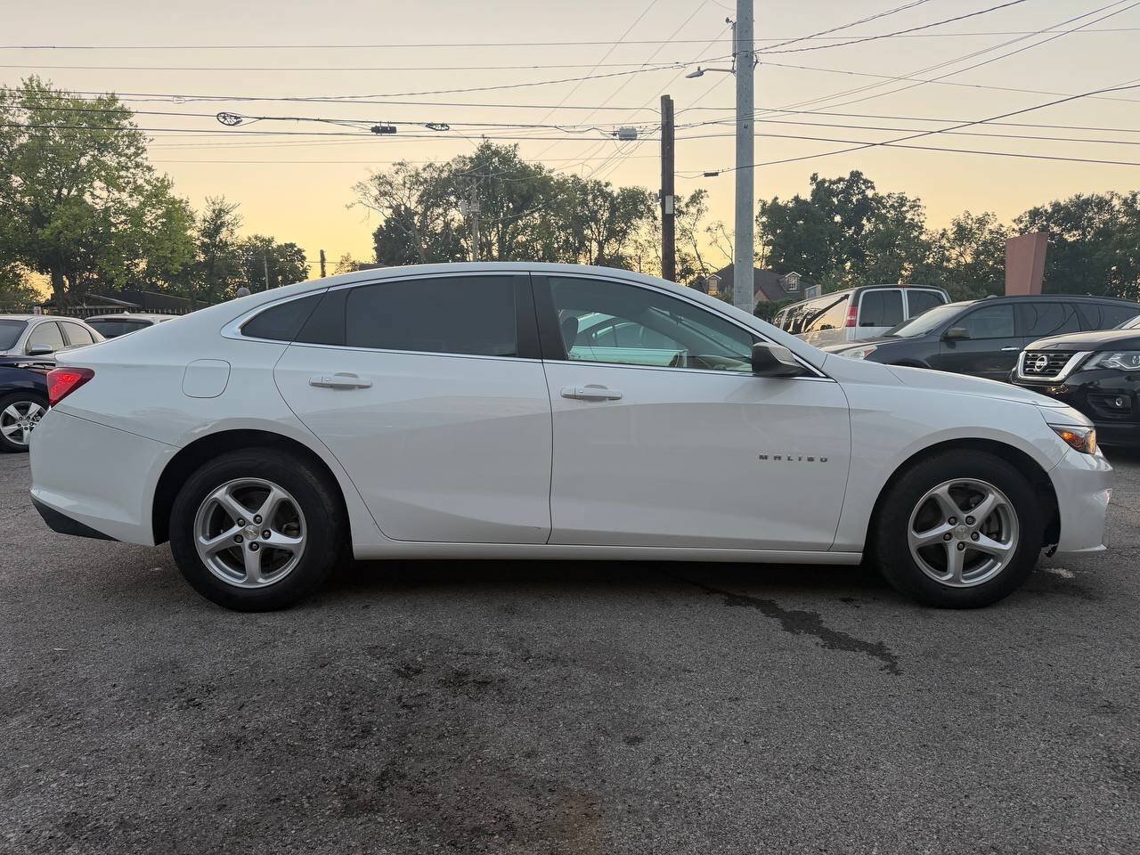 Used 2018 Chevrolet Malibu LS FWD image 9