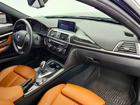 Used 2017 BMW 330i xDrive Sedan w/ Premium Package AWD/4WD image 25