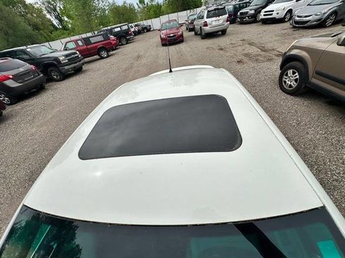 Used 2007 Volkswagen Jetta Wolfsburg Edition FWD image 10