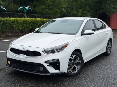 Used 2019 Kia Forte LXS FWD image 1