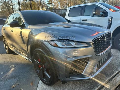 Used 2022 Jaguar F-PACE SVR AWD/4WD image 2