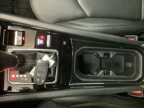 Used 2022 Jeep Compass Limited AWD/4WD image 18